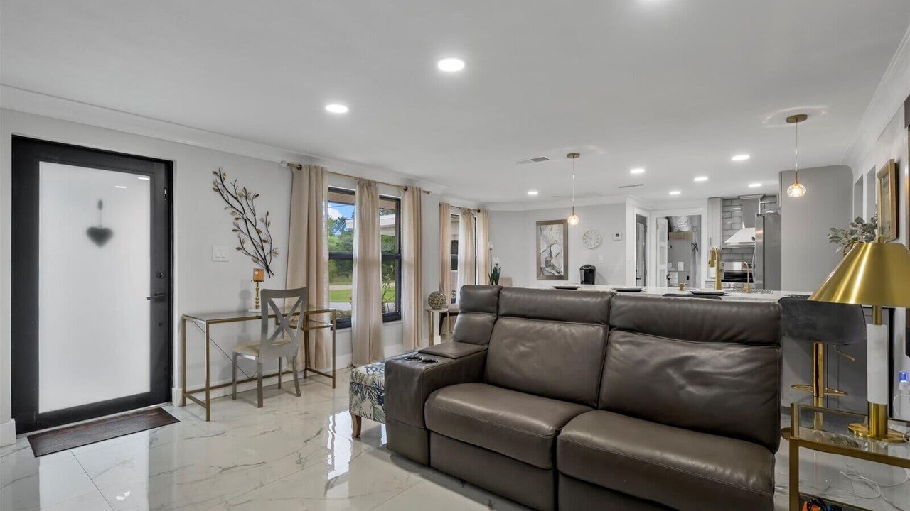 Photo of Livingroom in Punta Gorda
