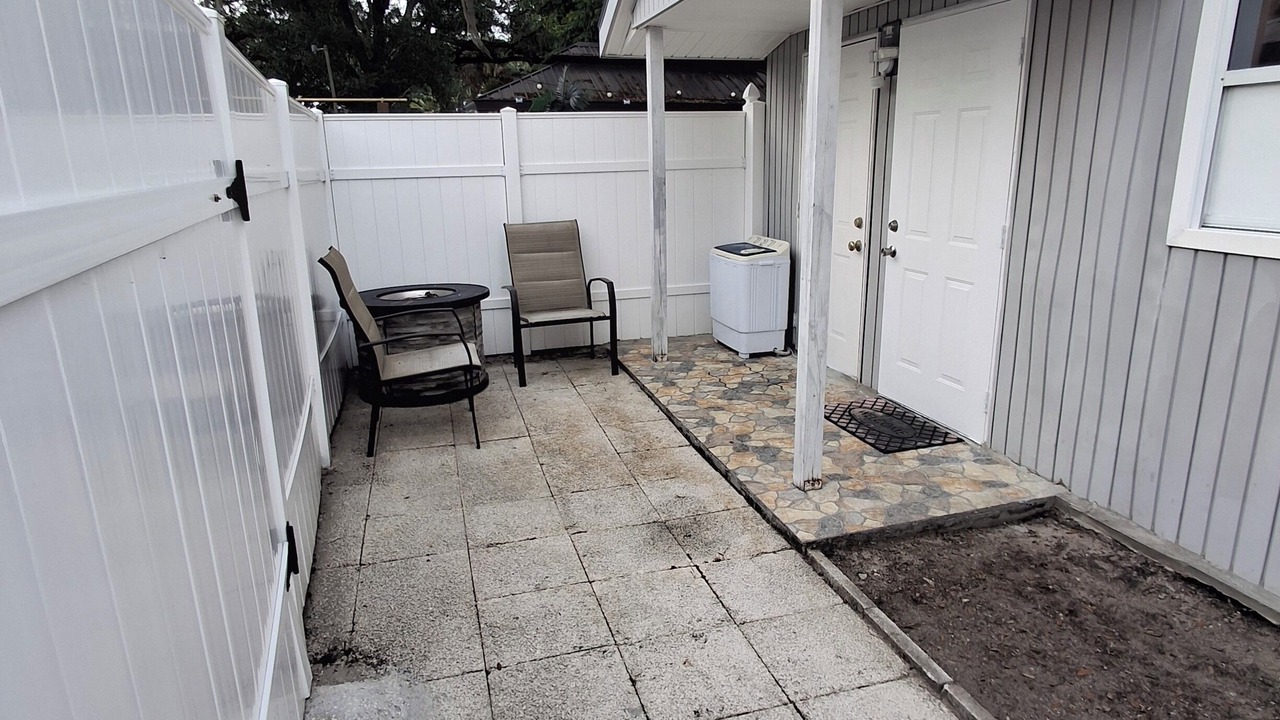 Photo of Patio Balcony in Bearss Plaza