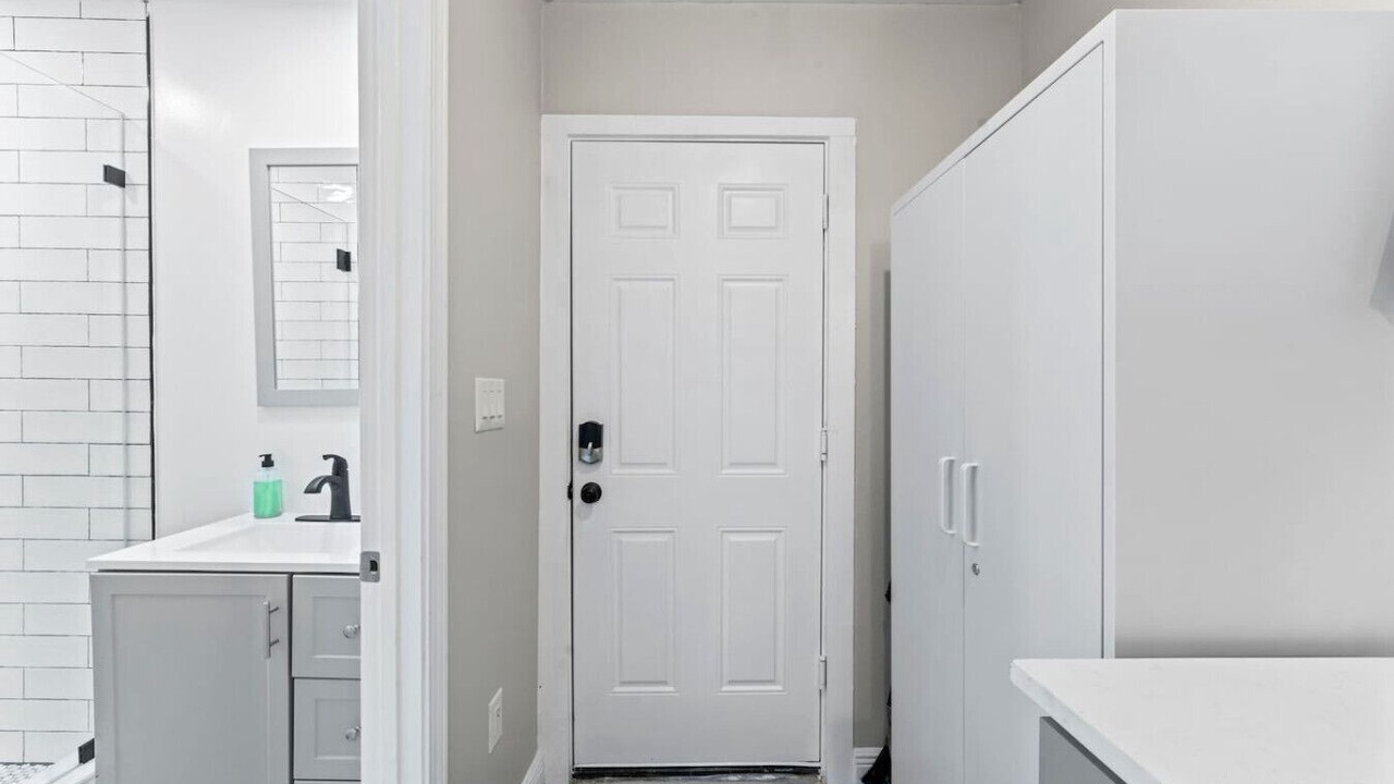 Photo of Bathroom in Murray Hill