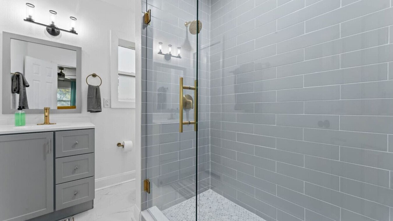 Photo of Bathroom in Murray Hill
