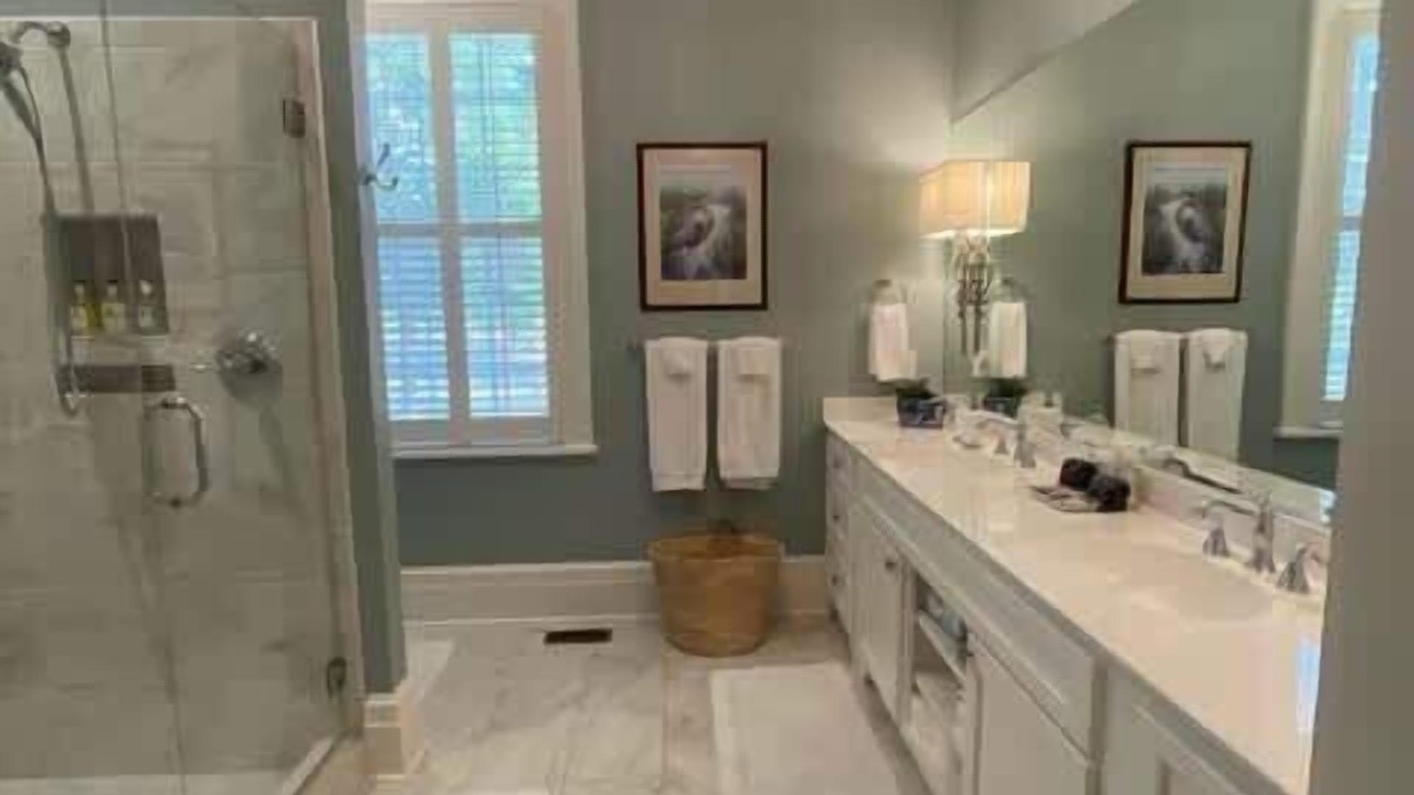 Photo of Bathroom in Jeffersonville