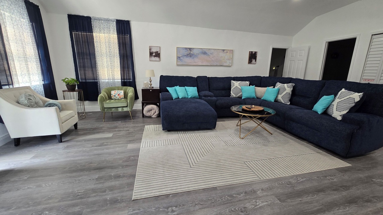 Photo of Livingroom in DeLand