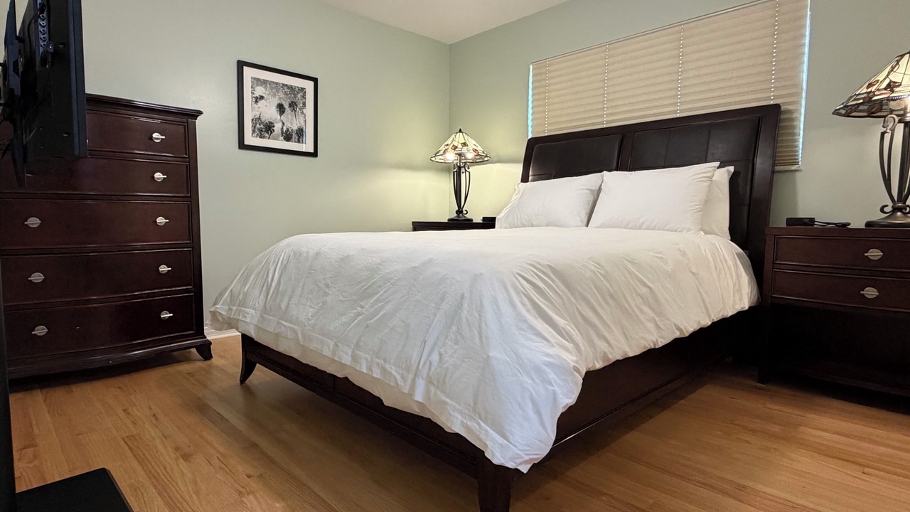 Photo of Bedroom in Bay Crest Park