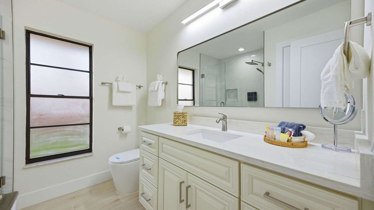 Photo of Bathroom in Lake Magdalene