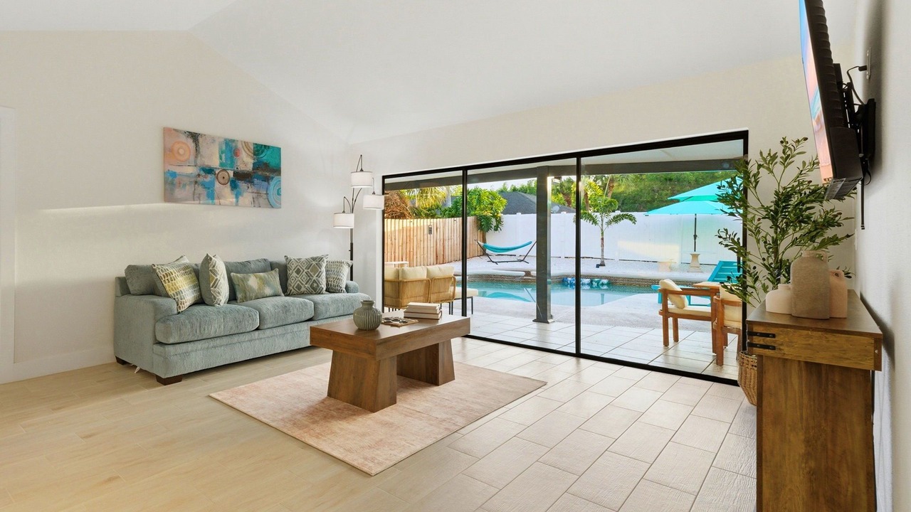 Photo of Livingroom in Lake Magdalene