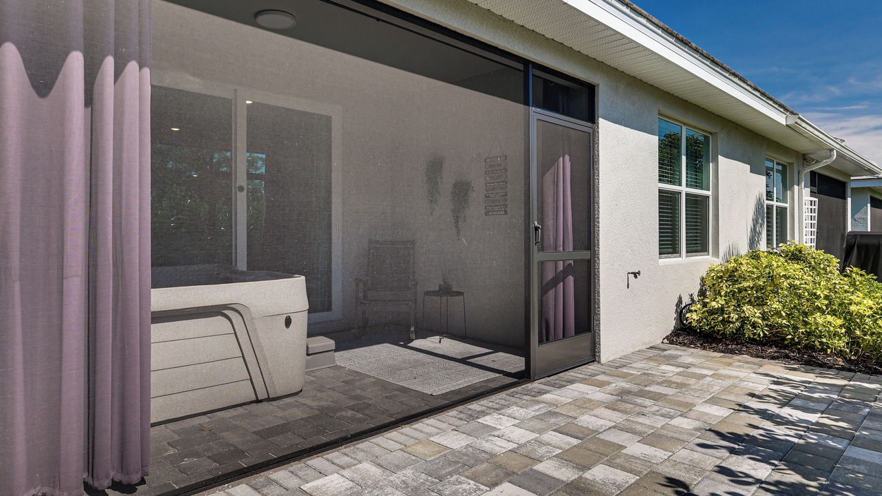 Photo of Patio Balcony in Estero