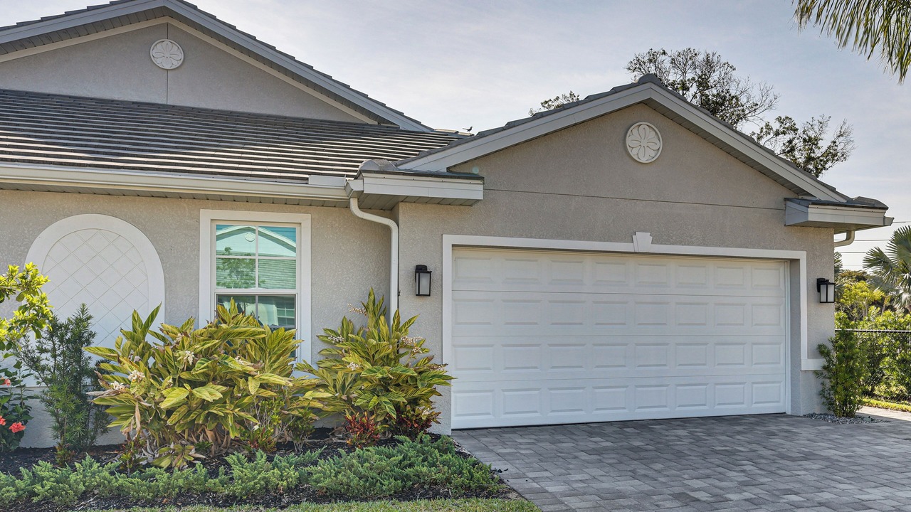 Photo of Others in Estero