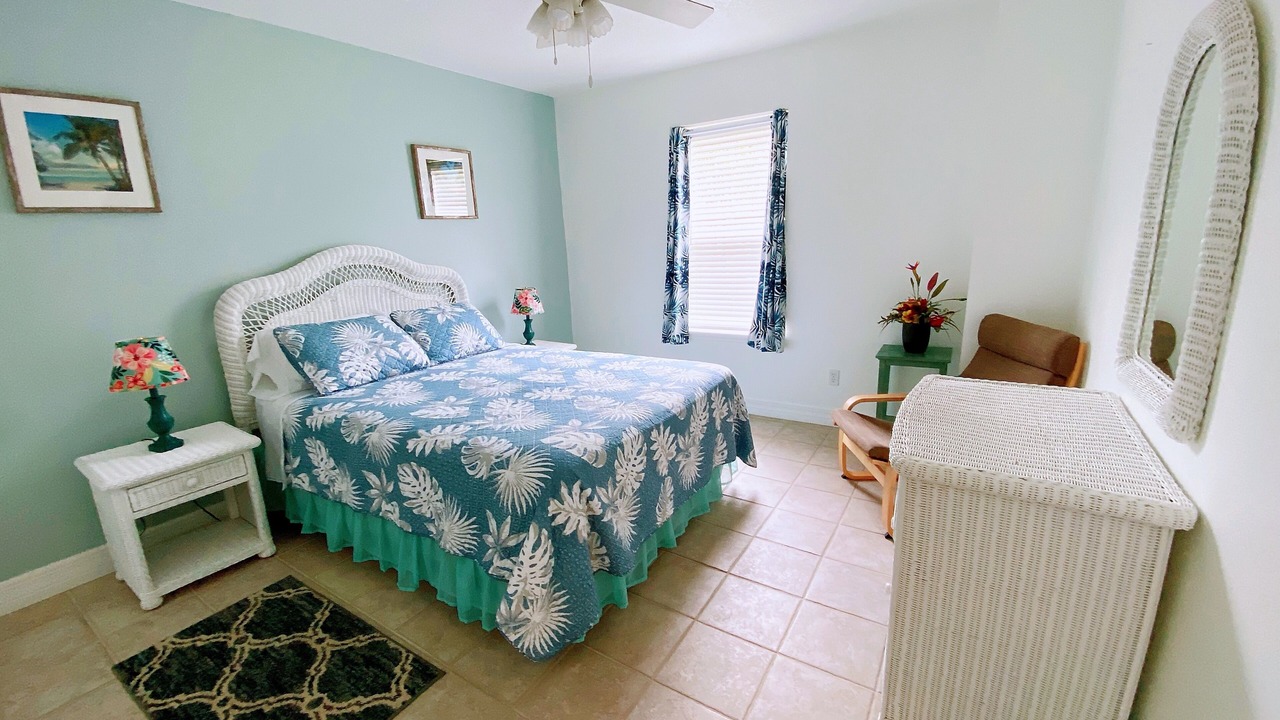 Photo of Bedroom in Tarpon Springs