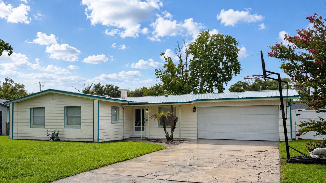 Photo of Others in Goldenrod