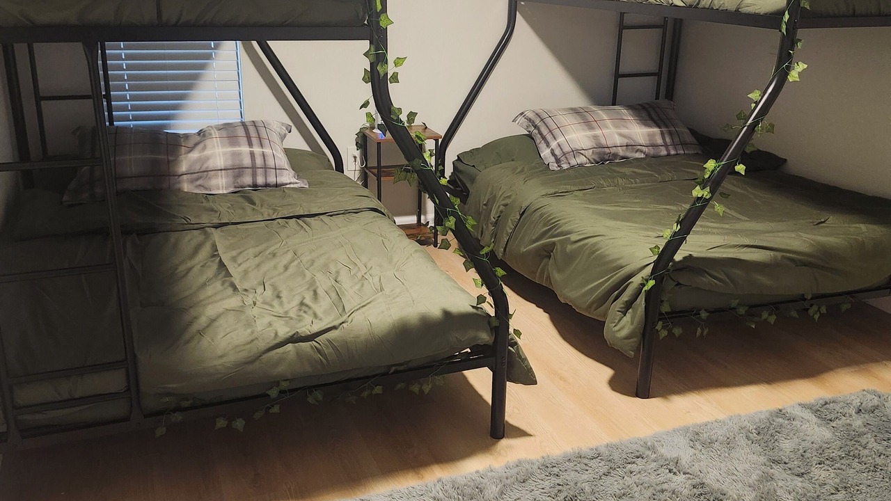 Photo of Bedroom in Springs at Kings Bay
