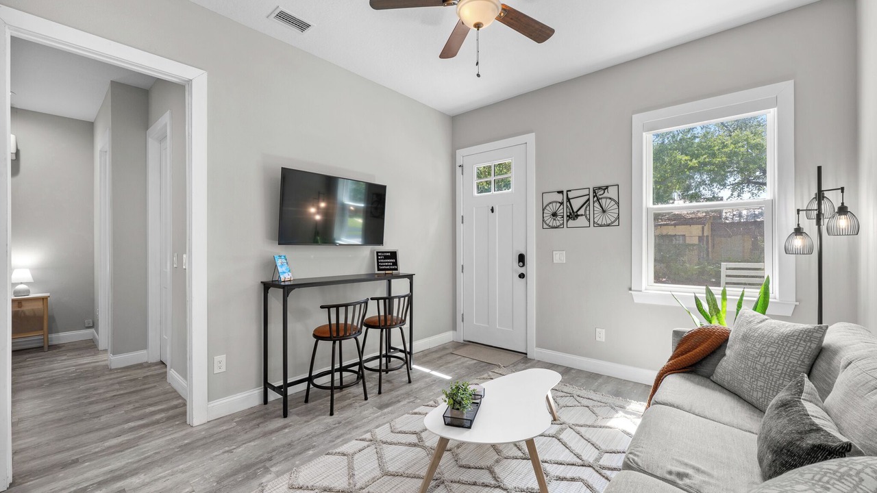 Photo of Livingroom in Riverside Heights