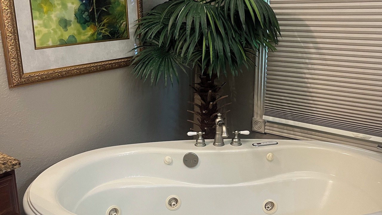 Photo of Bathroom in Candler