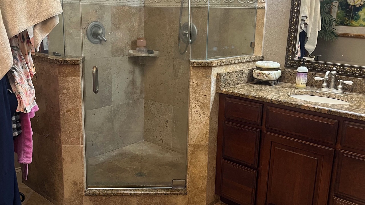 Photo of Bathroom in Candler