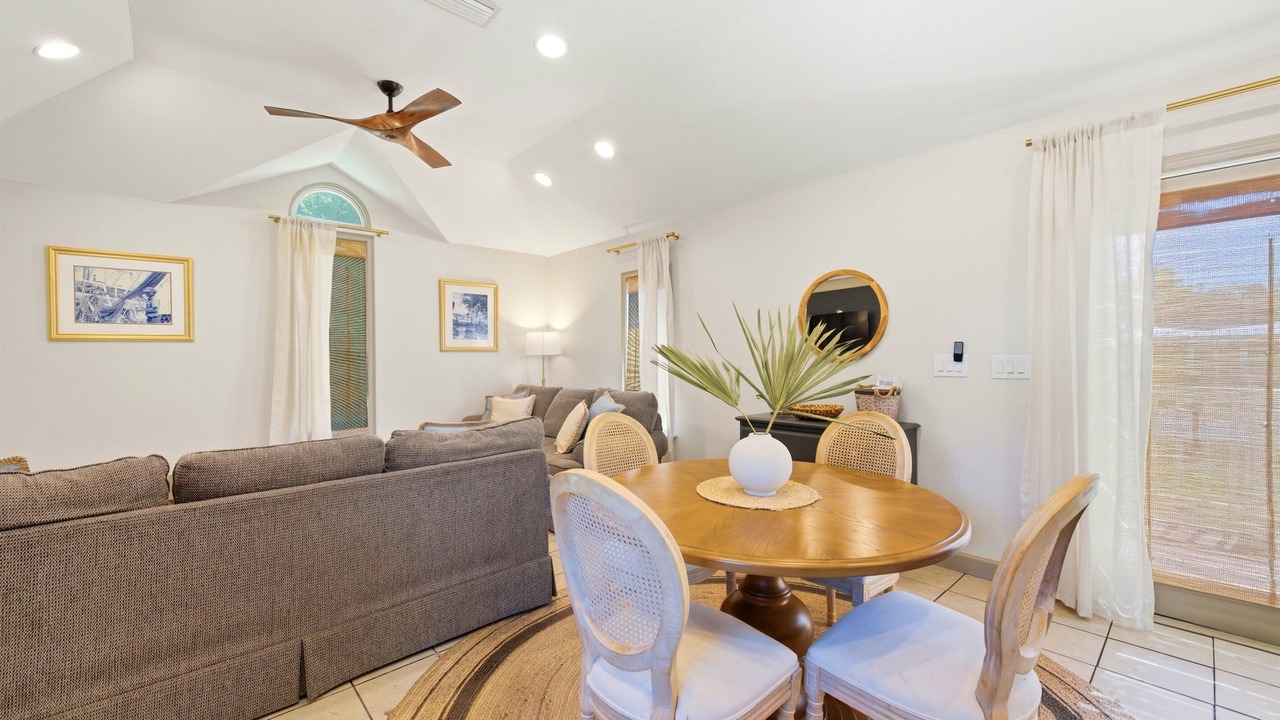 Photo of Bedroom in Apalachicola
