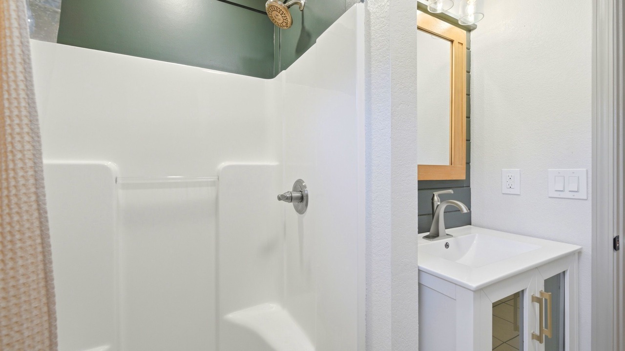 Photo of Bathroom in Apalachicola