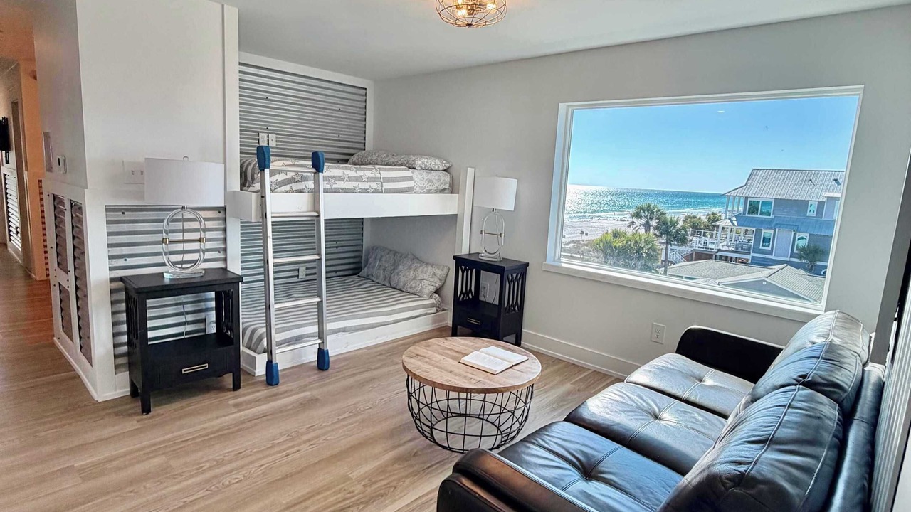 Photo of Bedroom in Bahama Beach