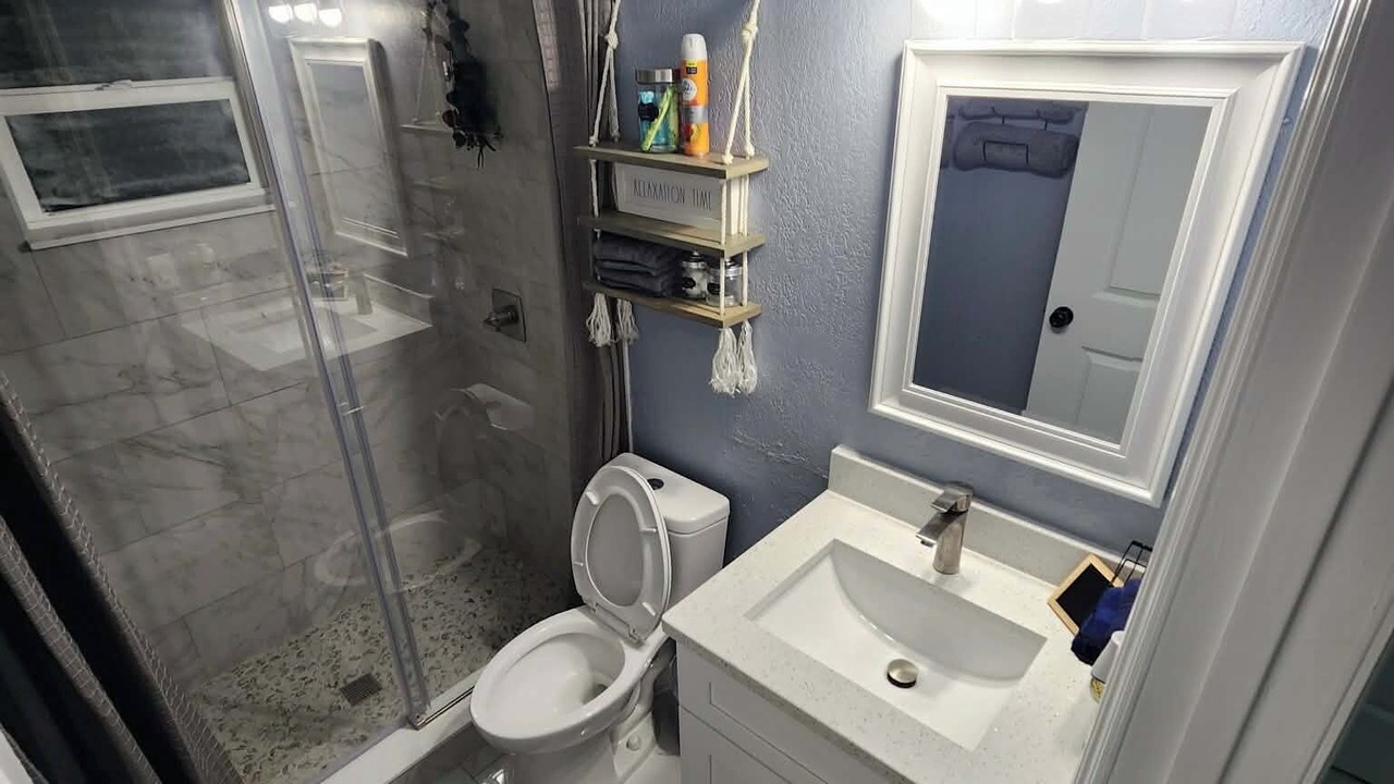Photo of Bathroom in Signal Cove