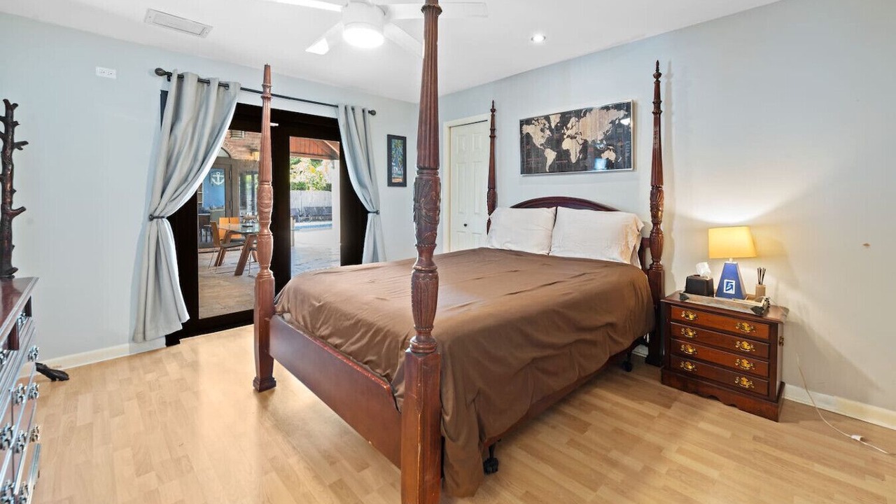Photo of Bedroom in Survey Creek