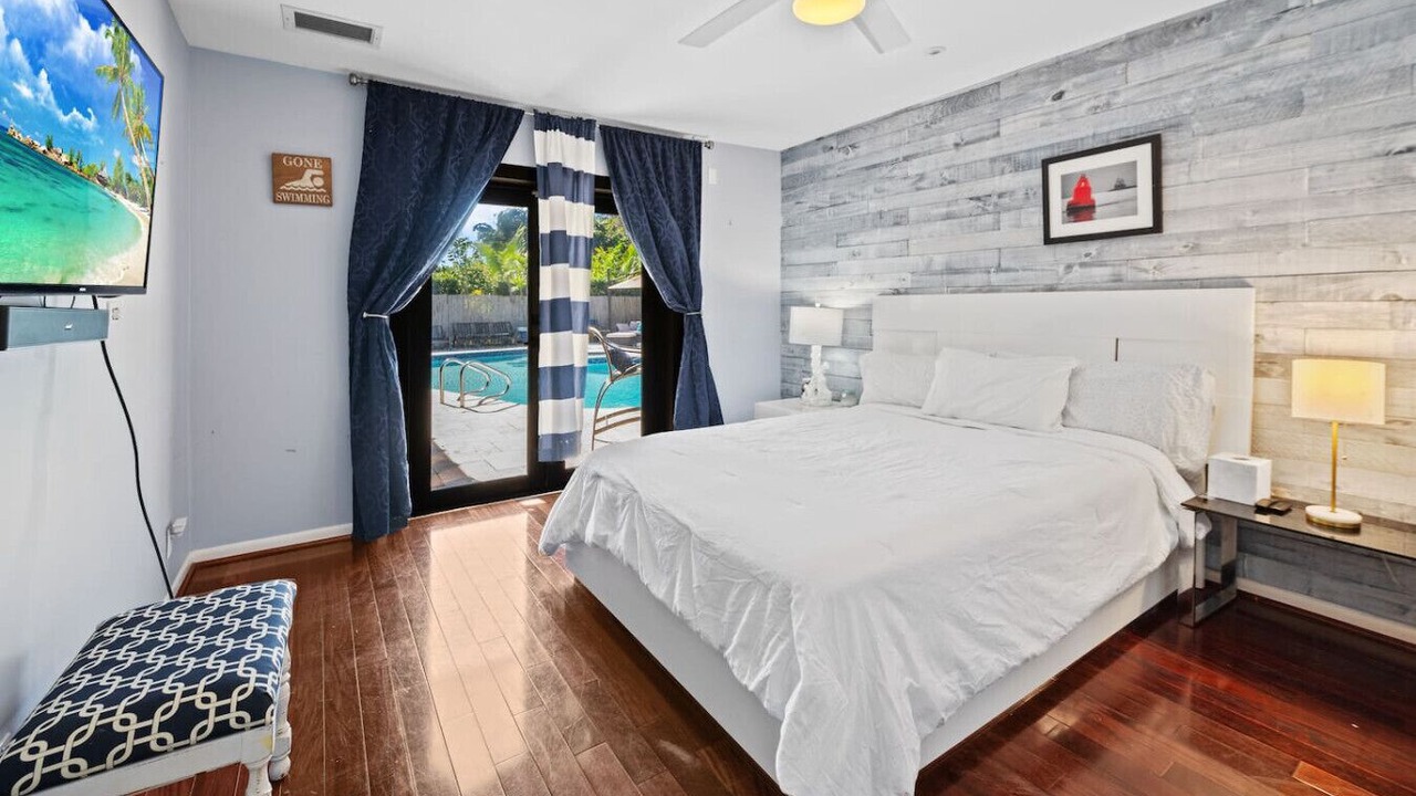 Photo of Bedroom in Survey Creek