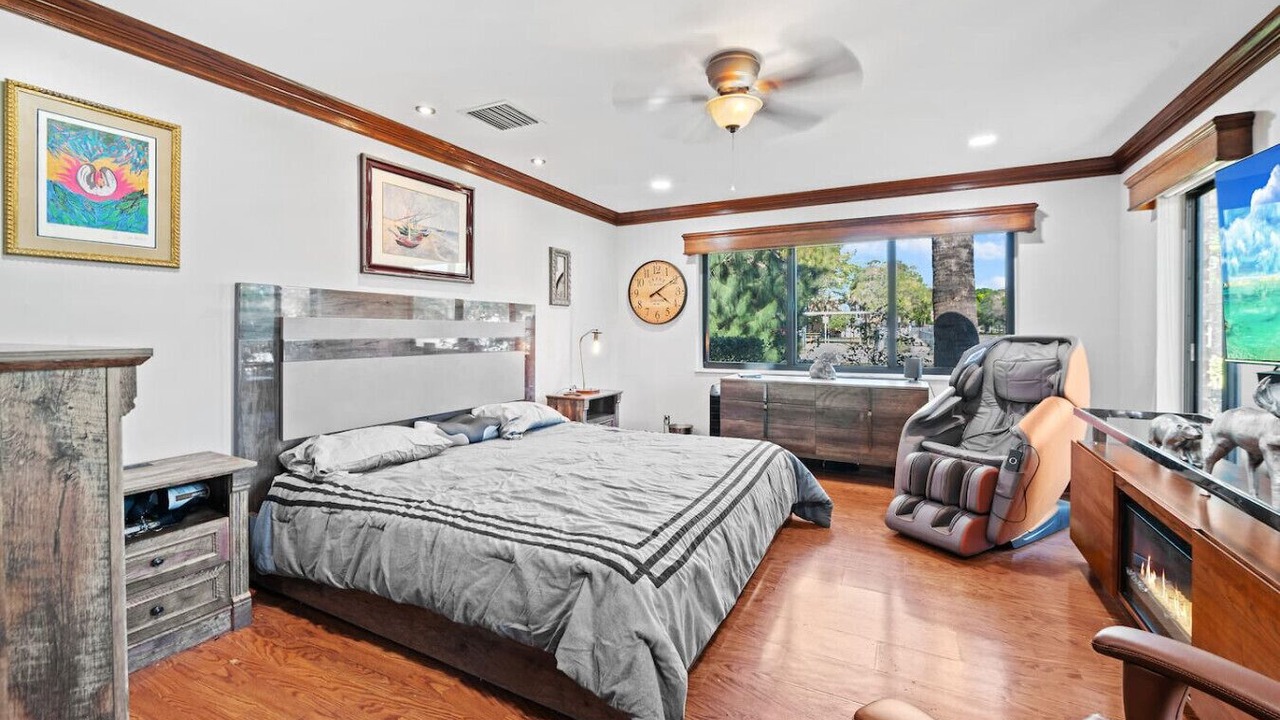 Photo of Bedroom in Survey Creek