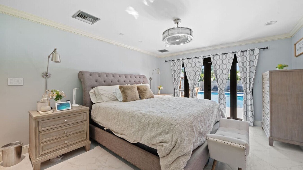 Photo of Bedroom in Survey Creek