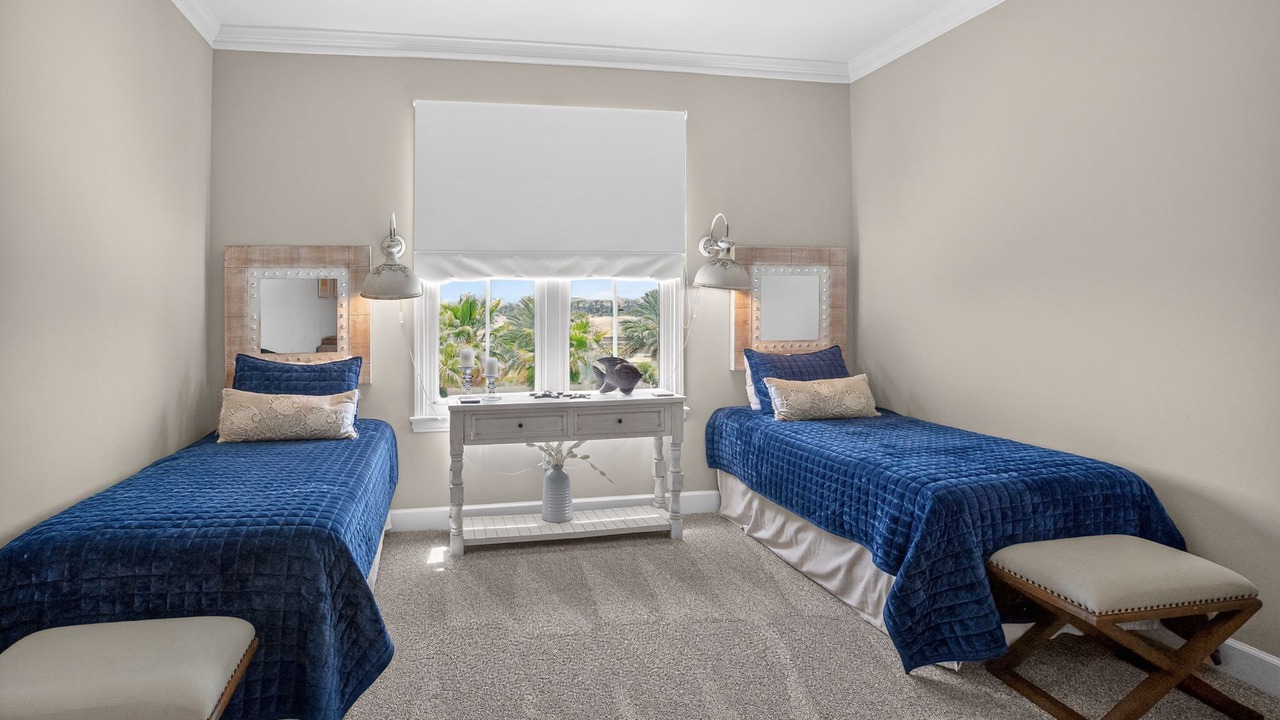Photo of Bedroom in Upper Grand Lagoon