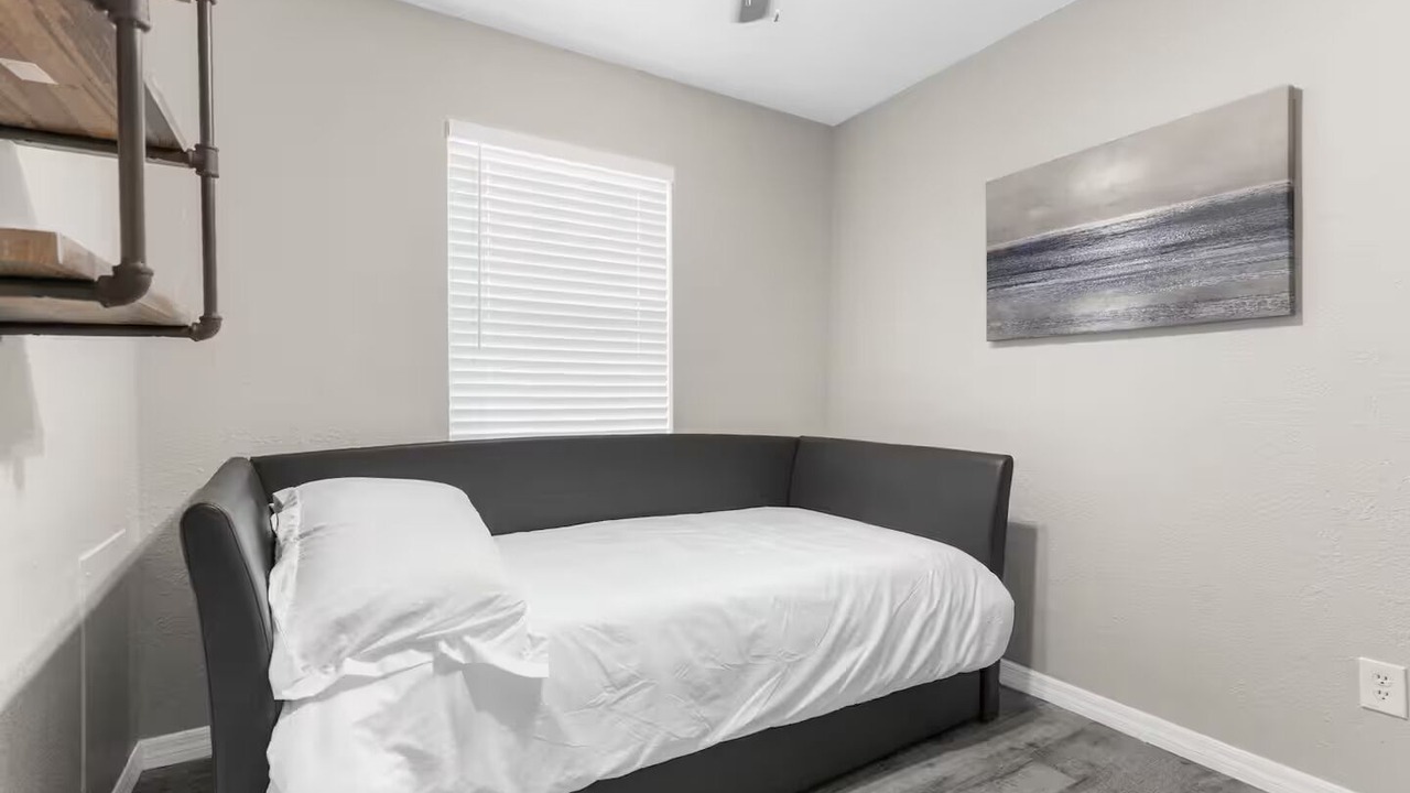 Photo of Bedroom in Spring Hill
