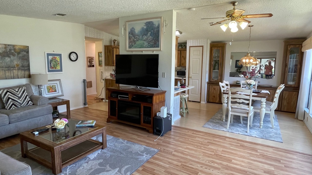 Photo of Livingroom in Silver Lake