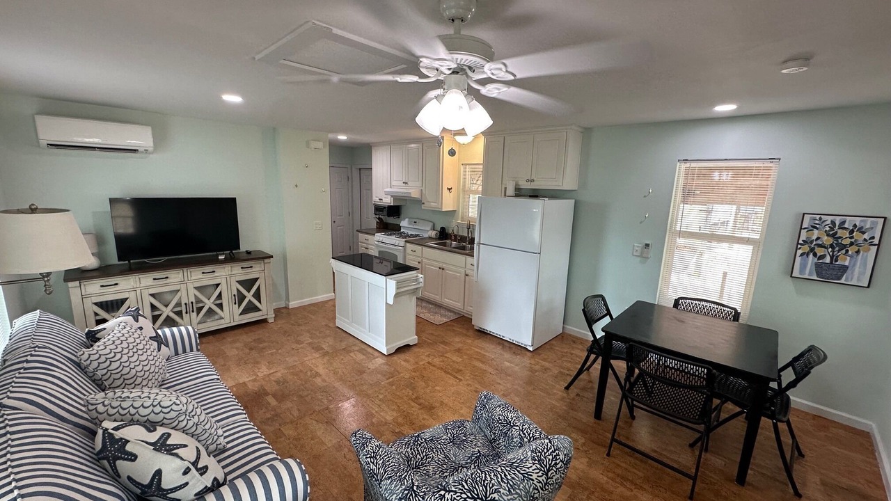 Photo of Livingroom in Port St. Joe