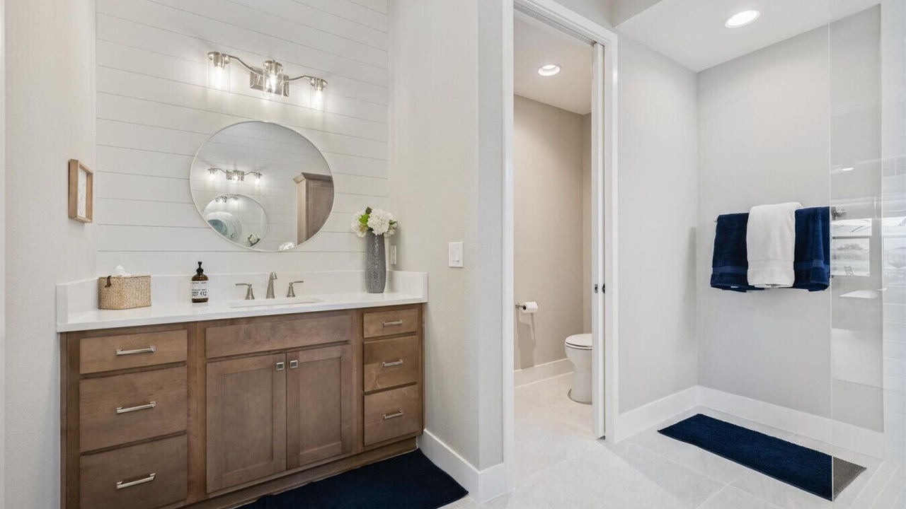 Photo of Bathroom in Candler