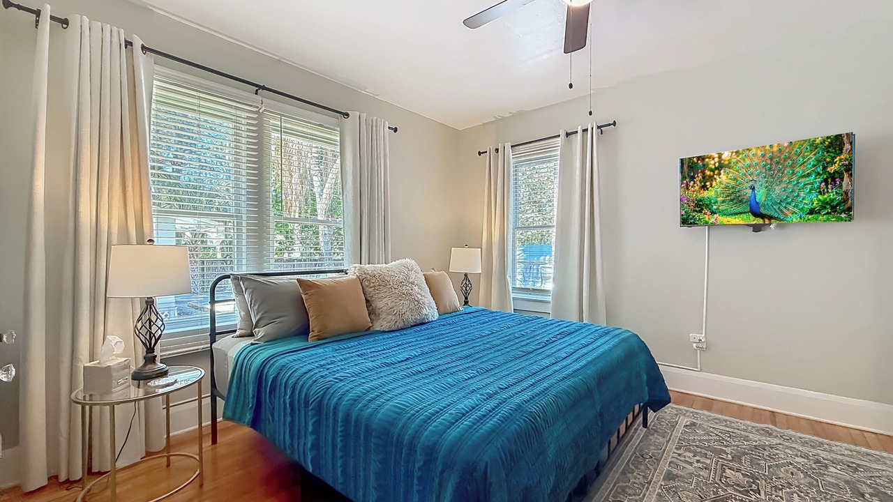 Photo of Bedroom in Historic Downtown