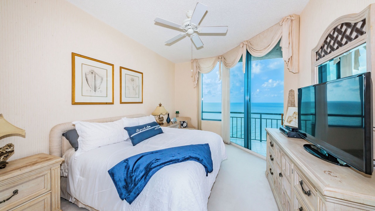 Photo of Bedroom in Sand Key