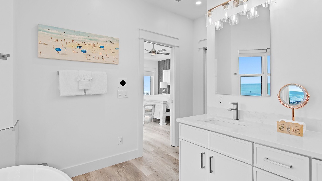 Photo of Bathroom in Holiday Isle