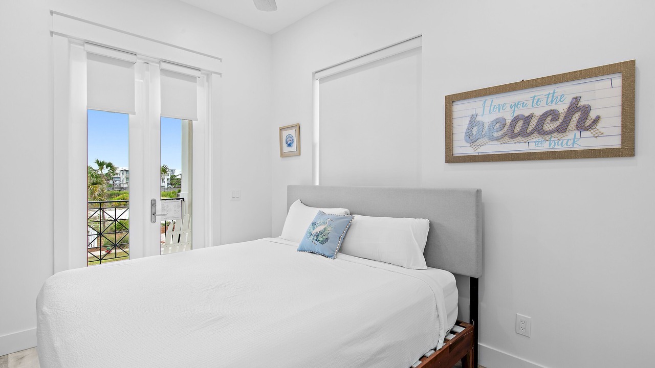 Photo of Bedroom in Holiday Isle
