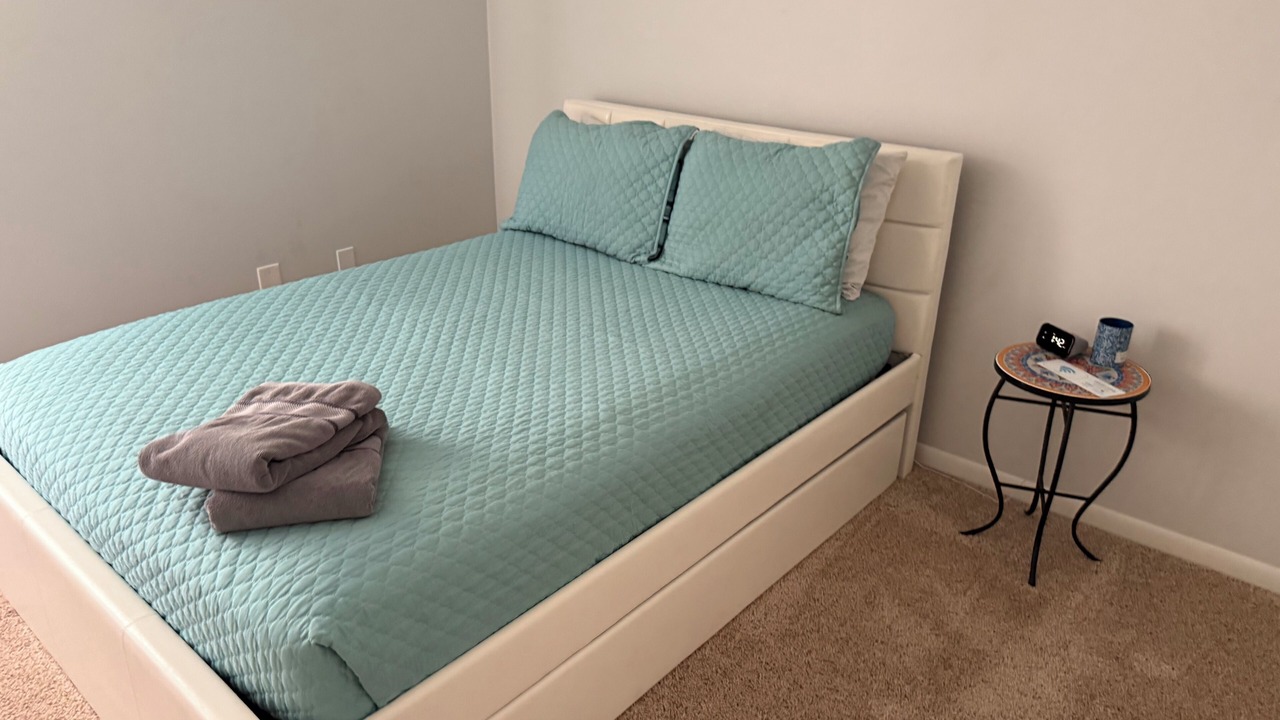 Photo of Bedroom in Lake Magdalene