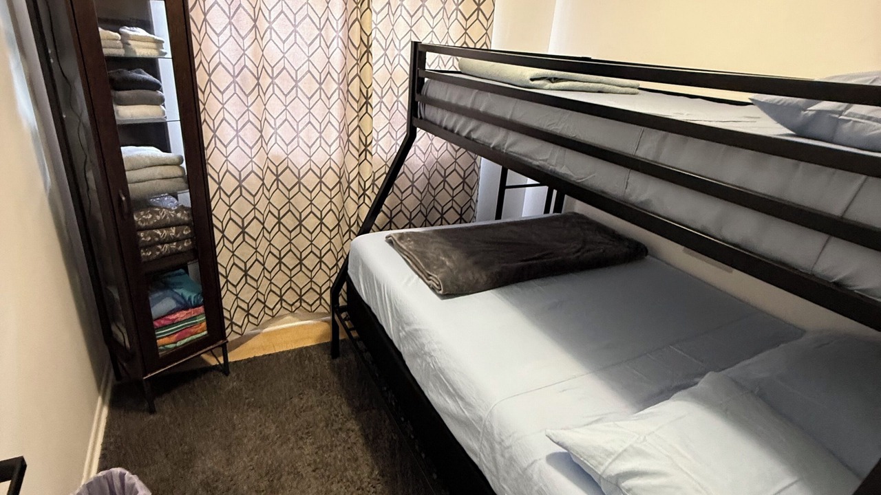Photo of Bedroom in Lake Magdalene