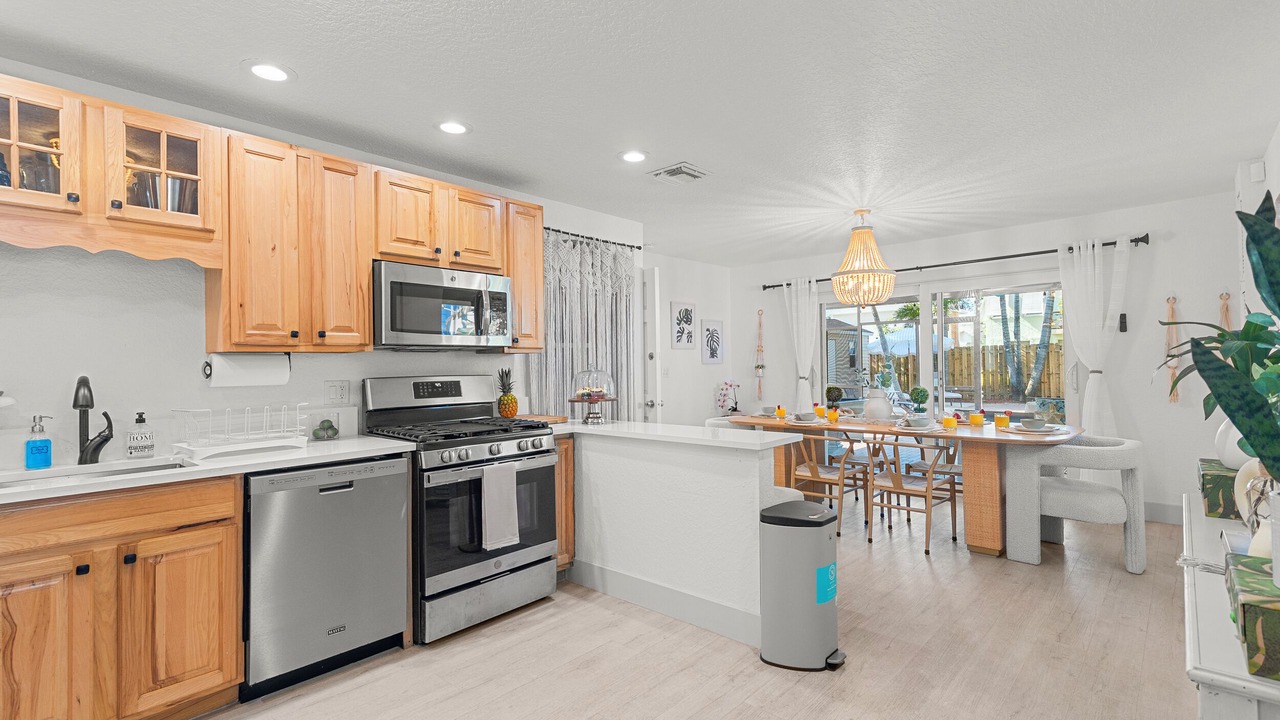Photo of Kitchen in Old Northwood Historic District