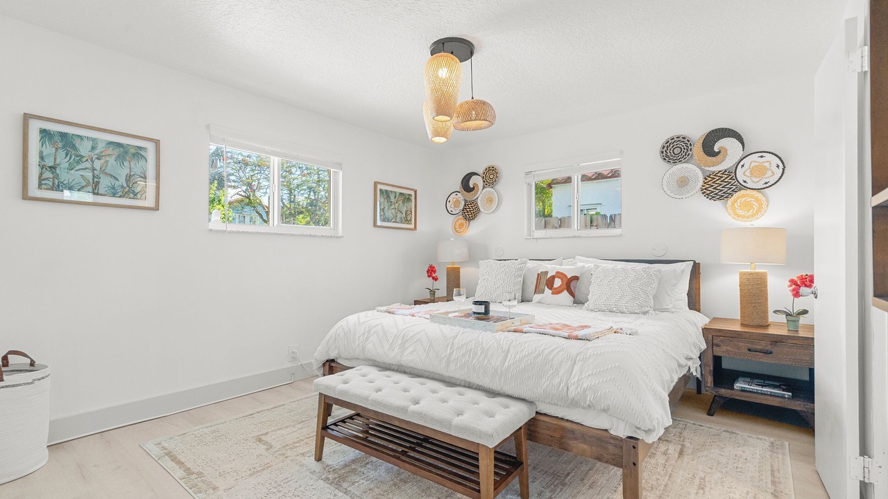 Photo of Bedroom in Old Northwood Historic District