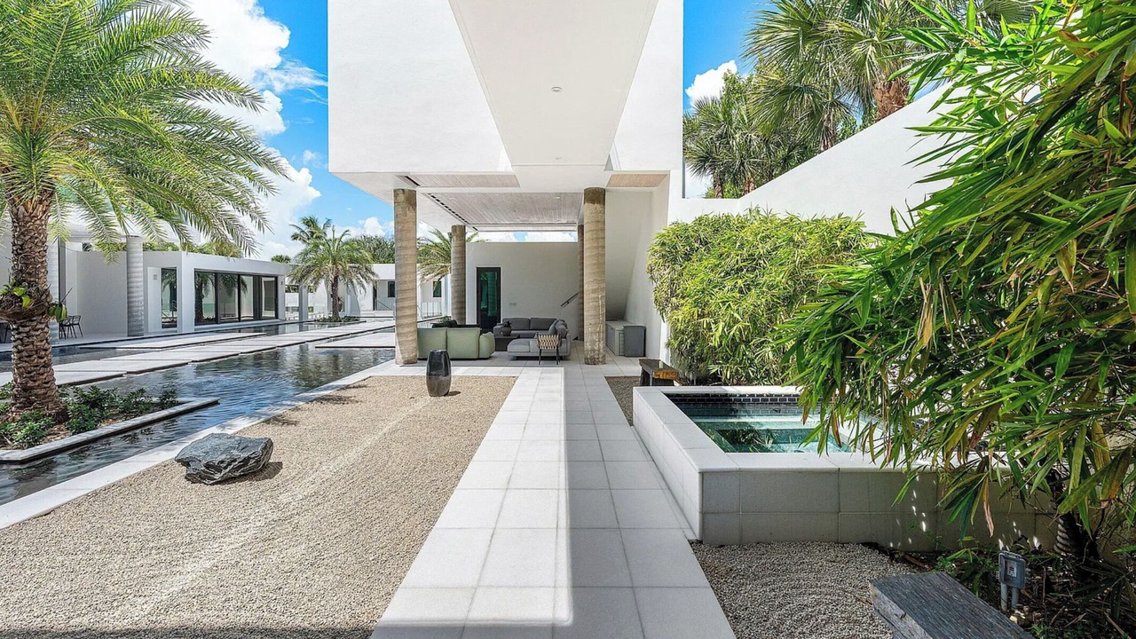 Photo of Patio Balcony in Ocean Ridge
