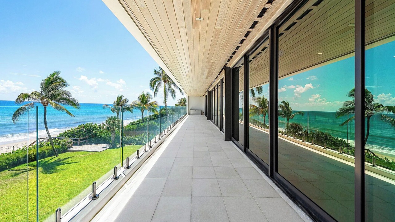 Photo of Patio Balcony in Ocean Ridge