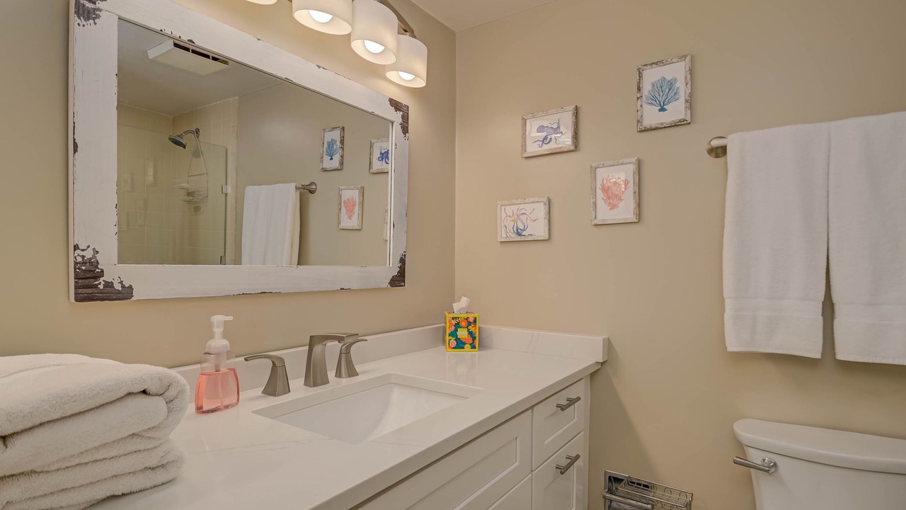 Photo of Bathroom in Cypress Lake