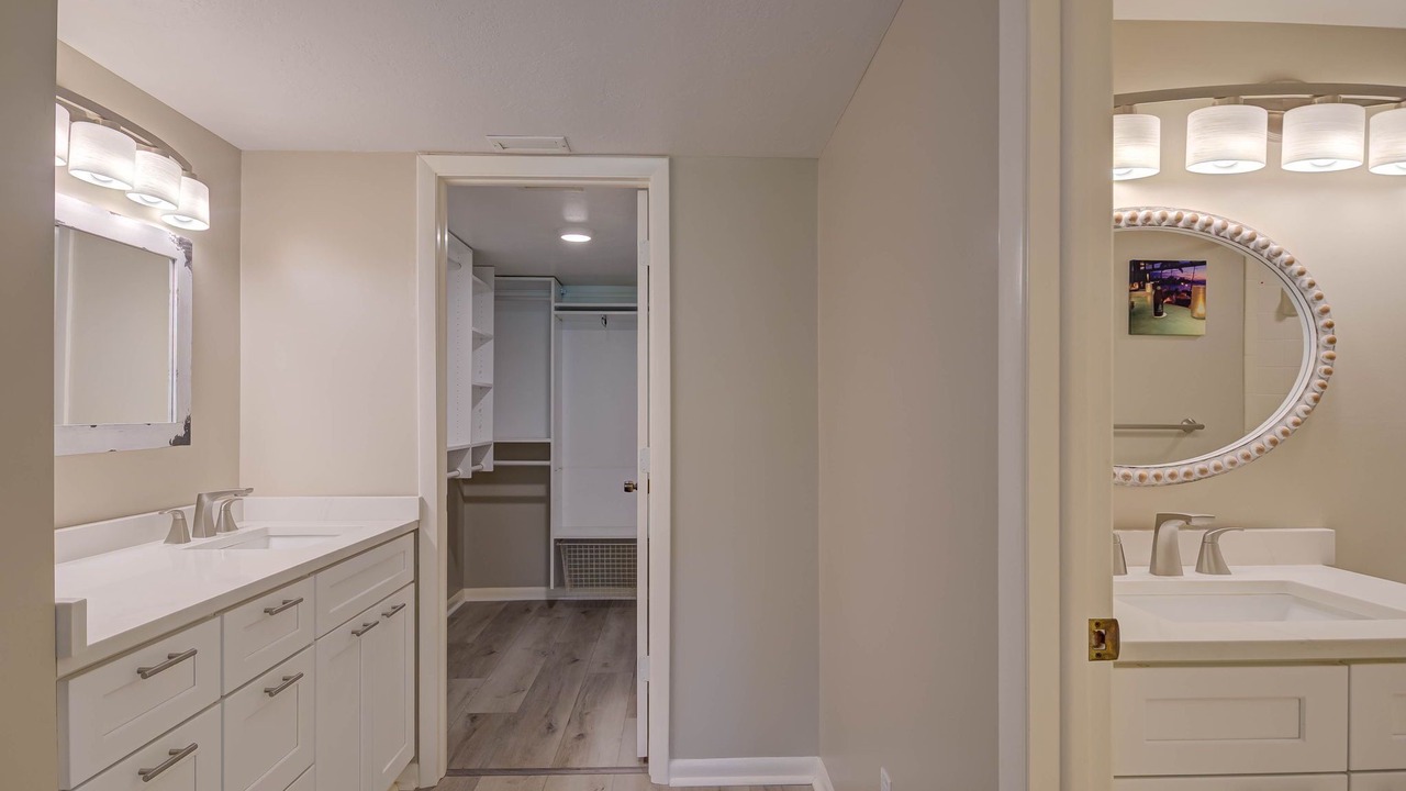 Photo of Bathroom in Cypress Lake