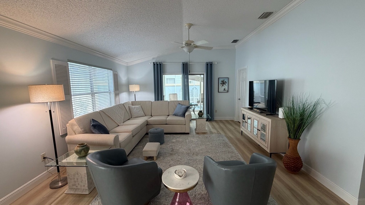 Photo of Livingroom in Sabal Chase