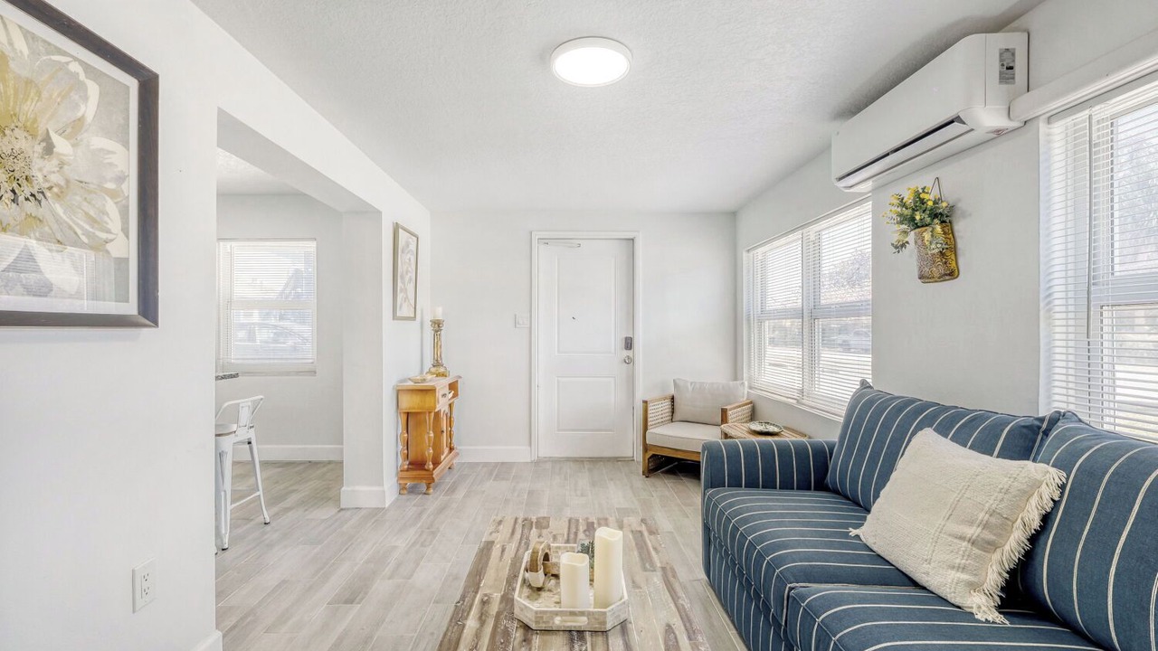Photo of Livingroom in Tropic