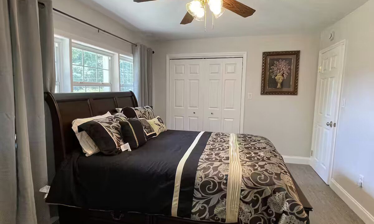 Photo of Bedroom in Fellowship