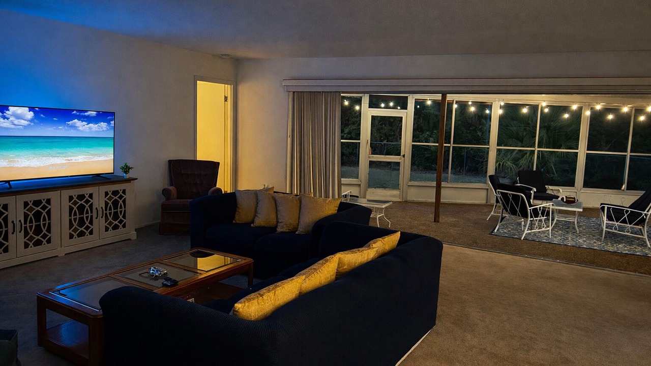 Photo of Livingroom in Trailer Estates