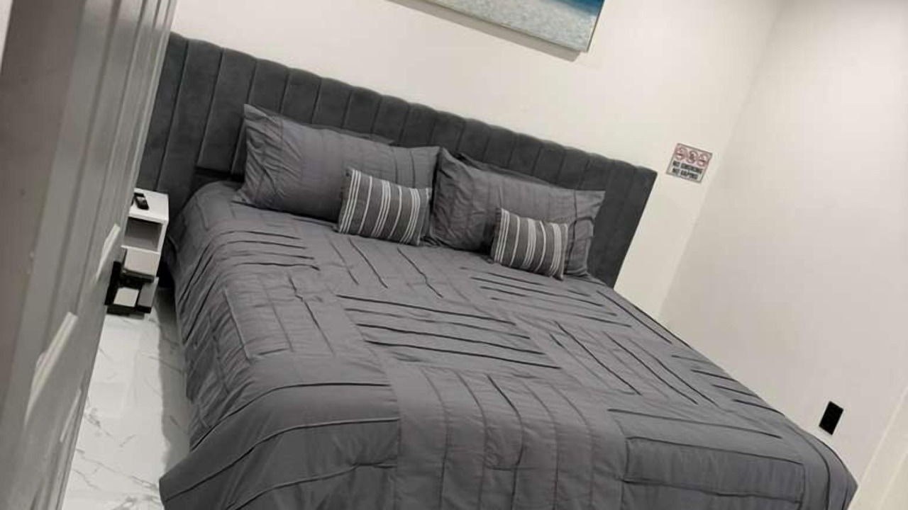 Photo of Bedroom in Tarpon Springs