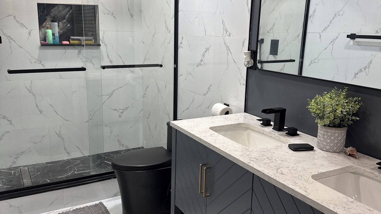 Photo of Bathroom in Tarpon Springs