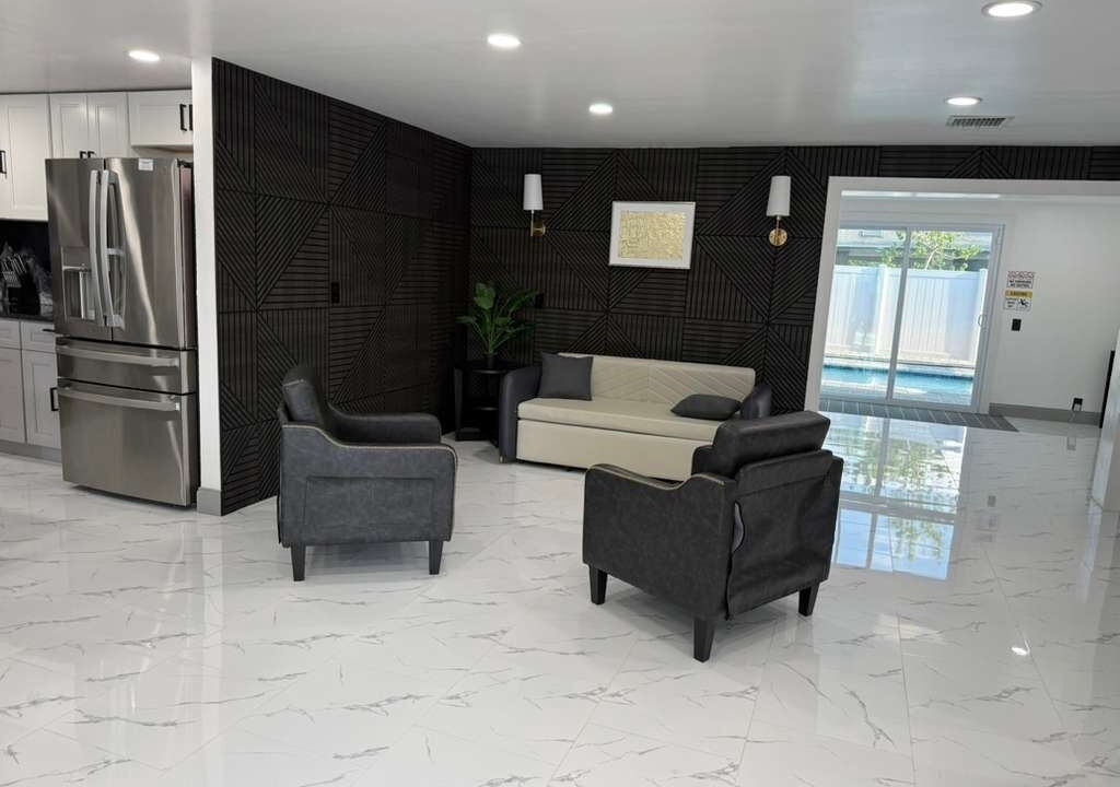 Photo of Livingroom in Tarpon Springs