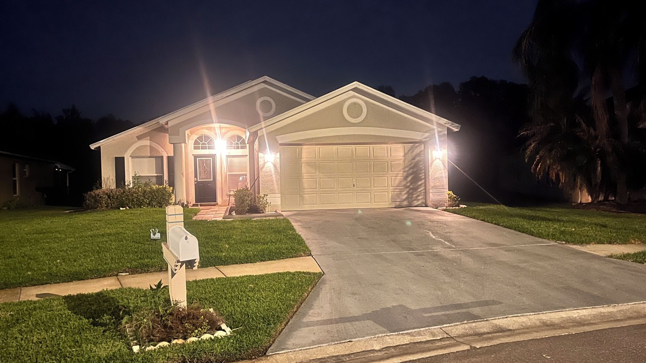 Photo of Outdoor in Meadow Pointe